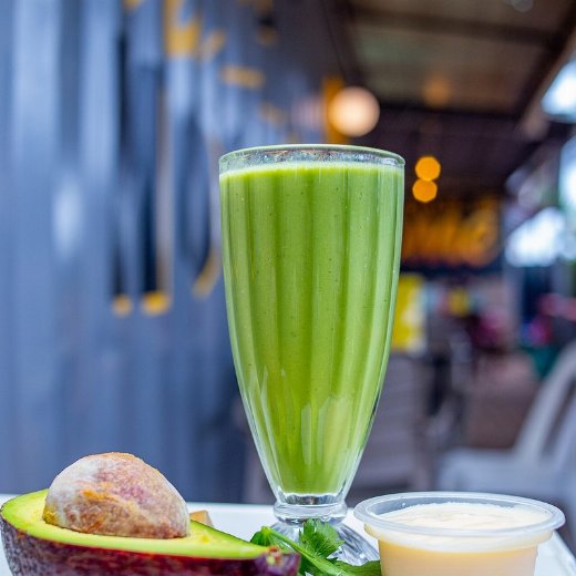 افوكادو طبيعي